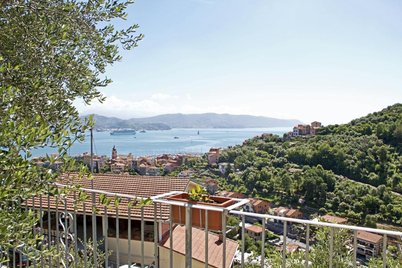 La Terrazza Con L'Ulivo - Guesthouse Con Terrazza E Vista Sul Golfo Dei Poeti La Spezia Exterior foto